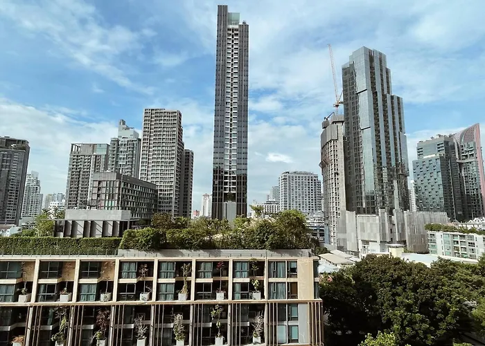 Modern In Khlong Toei Balcony, Gym, Fast Wifi 度假居 曼谷