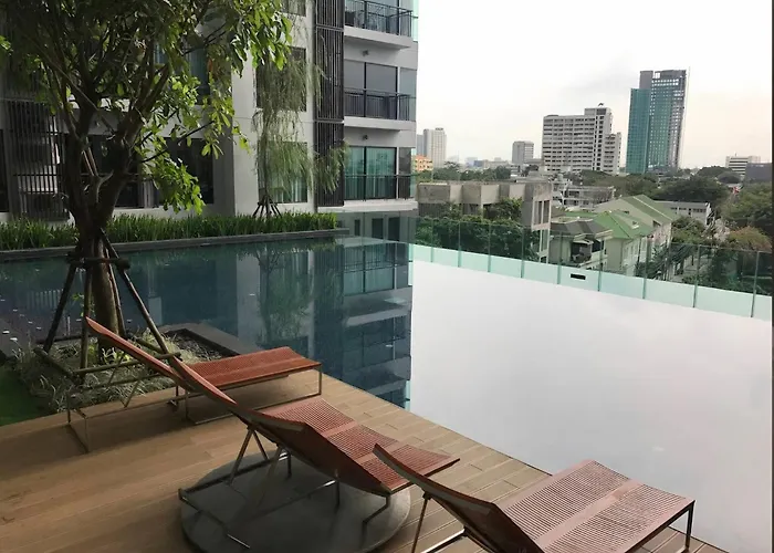 Modern In Khlong Toei Balcony, Gym, Fast Wifi 度假居 曼谷