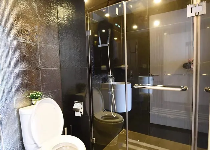 度假居 Modern In Khlong Toei Balcony, Gym, Fast Wifi *